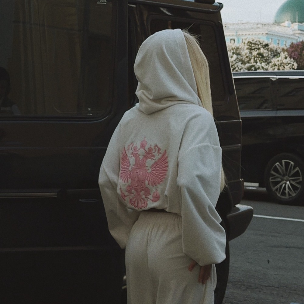 Street Trend Back Embroidered  - Jackets 评论和价格